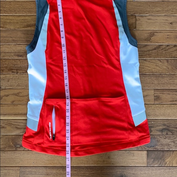 Red and white Cycling top - Picture 6 of 6